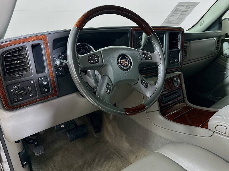 2005 Cadillac Escalade