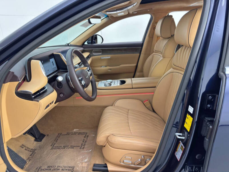 2024 Genesis G90 3.5T e-Supercharger