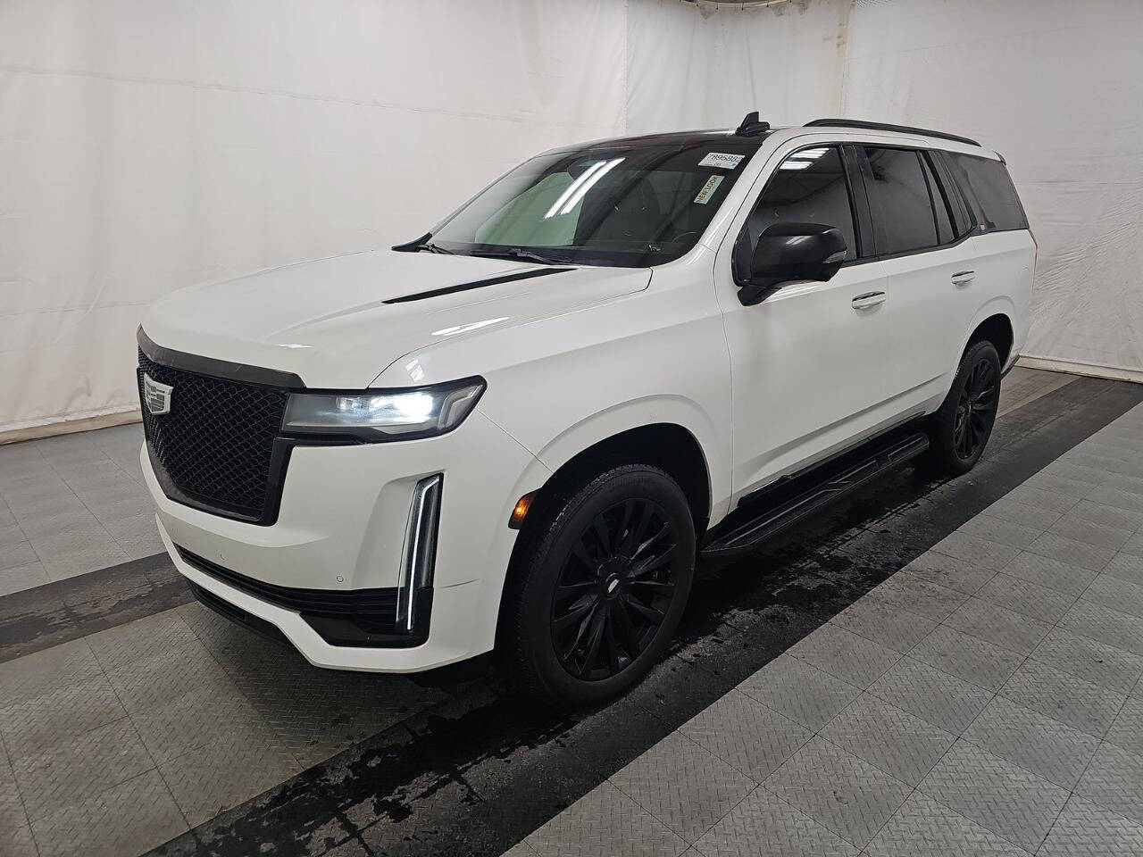 2022 Cadillac Escalade Luxury 4x4 4dr SUV's photo