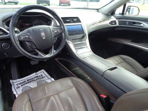 2016 Lincoln MKZ