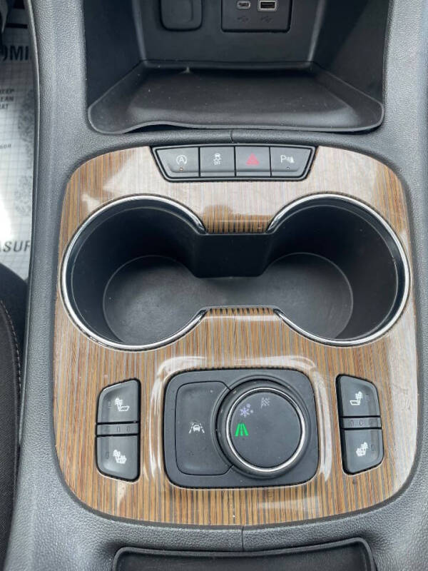2022 GMC Acadia SLE