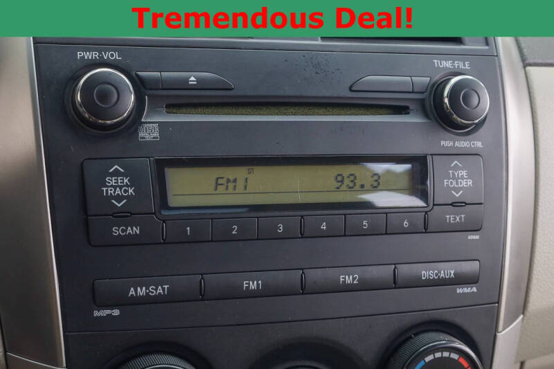 2010 Toyota Corolla LE