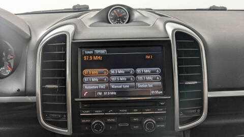 2014 Porsche Cayenne Platinum