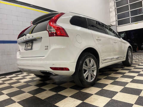 2017 Volvo XC60 T5 Inscription