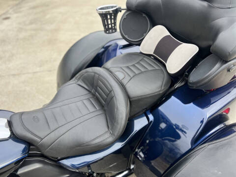 2014 Harley-Davidson FLHTCUTG