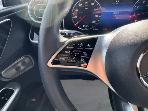 2024 Mercedes-Benz GLC GLC 300