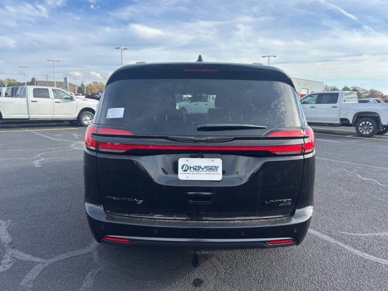 2026 Chrysler Pacifica Limited