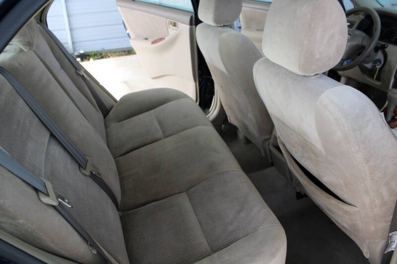 2005 Toyota Corolla LE