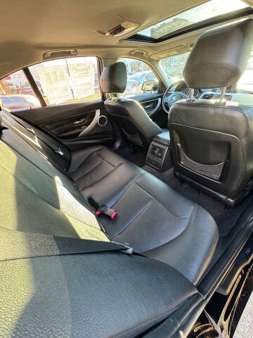 2012 BMW 3 Series 328i