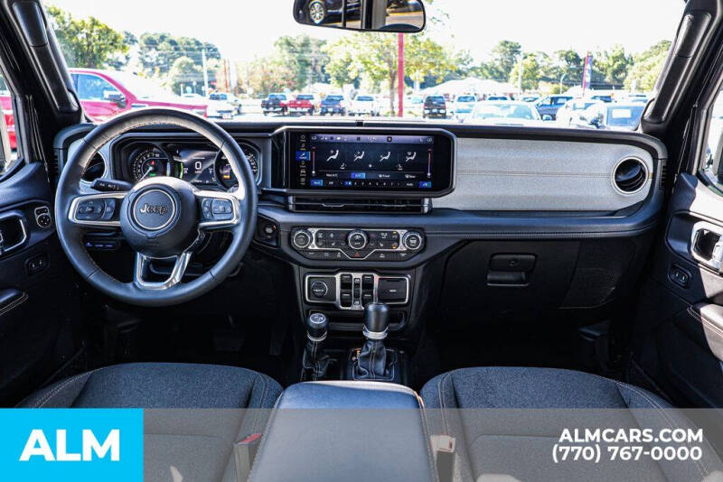 2024 Jeep Wrangler Sahara 4xe