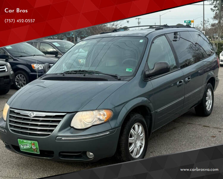 2005 Chrysler Town and Country Touring