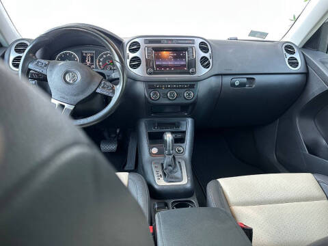 2017 Volkswagen Tiguan 2.0T Wolfsburg Edition 4Motion