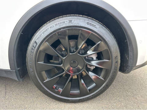 2021 Tesla Model Y Standard Range