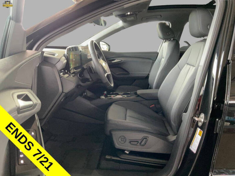 2025 Audi Q6 e-tron Premium