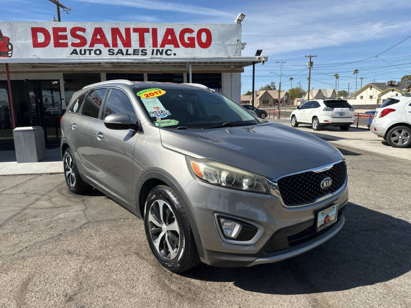 2017 Kia Sorento for sale at DESANTIAGO AUTO SALES in Yuma AZ