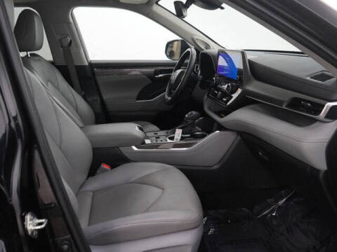 2023 Toyota Highlander Hybrid Limited