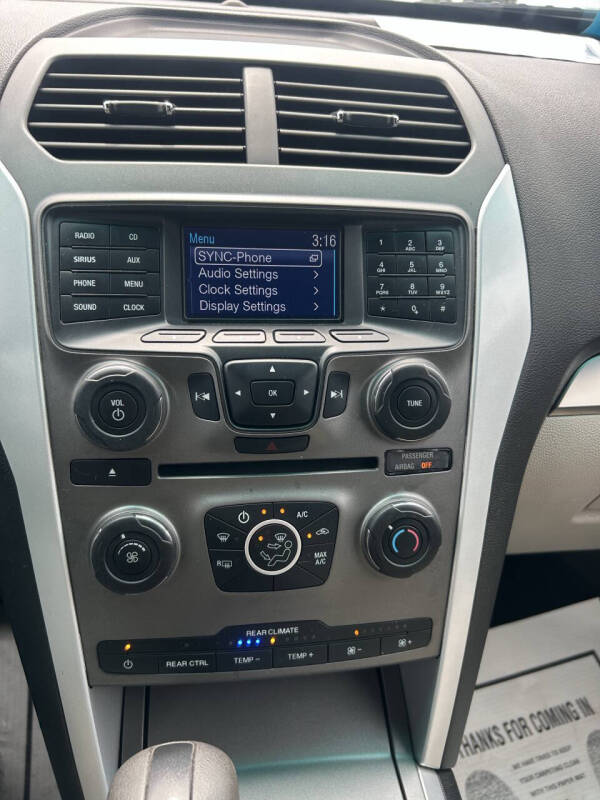 2014 Ford Explorer