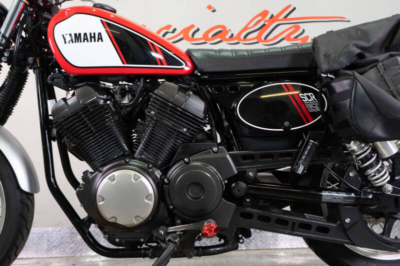 2017 Yamaha SCR950