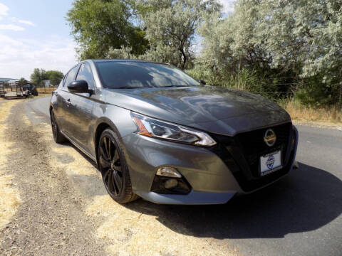 2022 Nissan Altima 2.5 SR