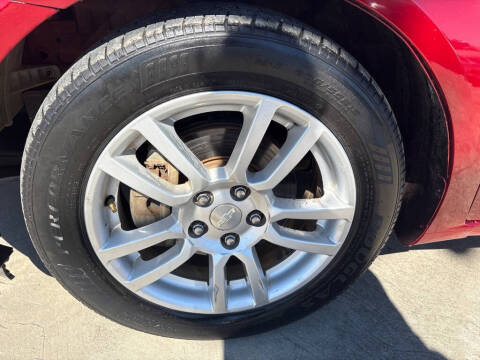 2015 Chevrolet Sonic LT Auto