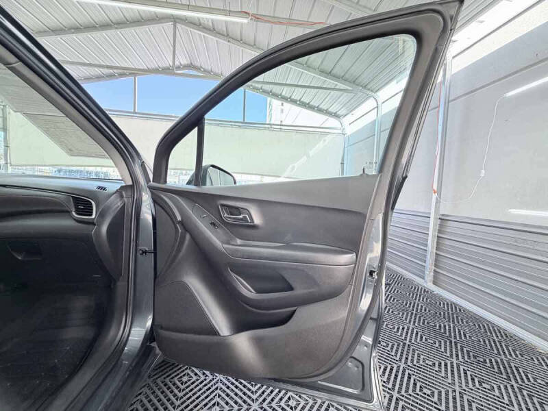 2021 Chevrolet Trax LS