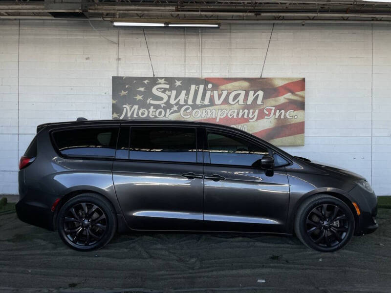 2018 Chrysler Pacifica Touring Plus