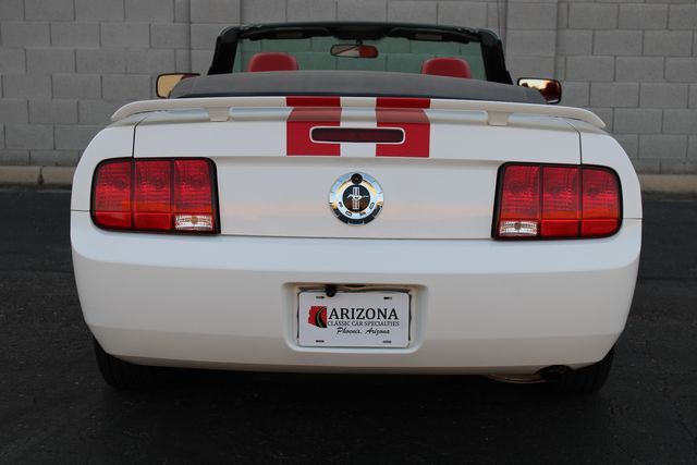 2005 Ford Mustang 26