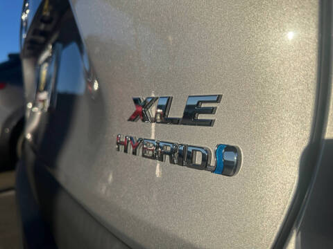 2021 Toyota RAV4 Hybrid XLE Premium