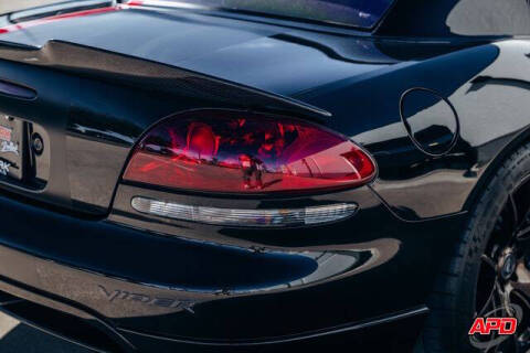 2004 Dodge Viper SRT-10