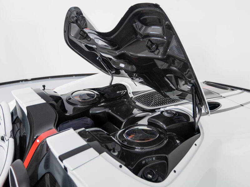 2021 McLaren Elva