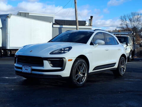 2023 Porsche Macan