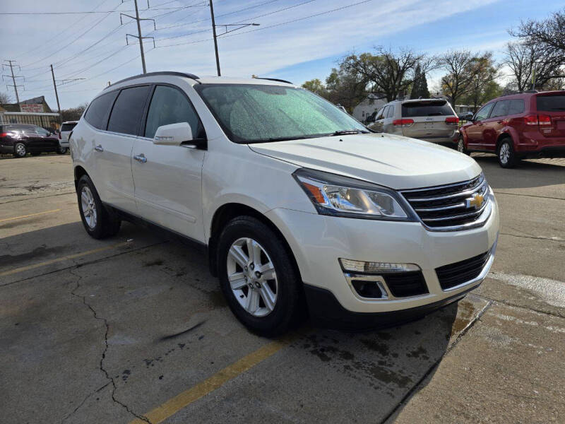 2014 Chevrolet Traverse 2LT photo 7