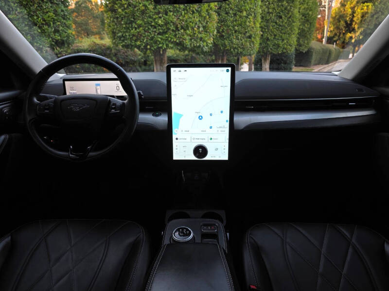 2021 Ford Mustang Mach-E California Route 1