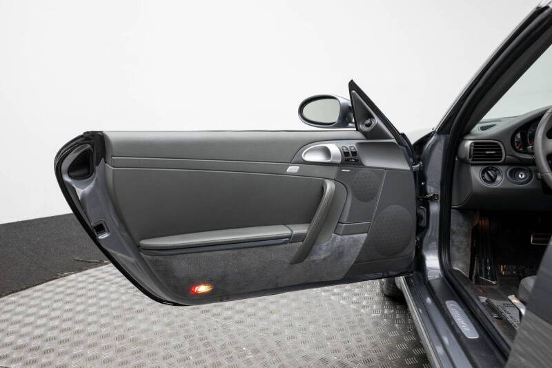 2006 Porsche 911 Carrera