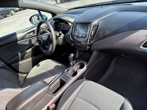 2018 Chevrolet Cruze LT Auto