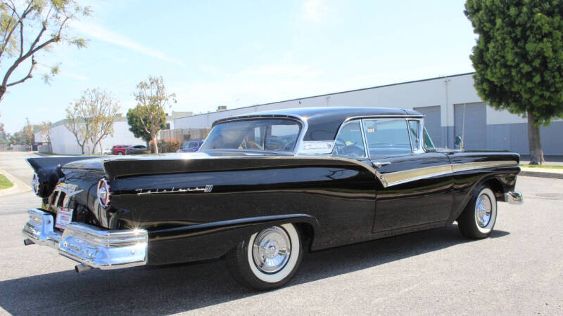1957 Ford Fairlane 500