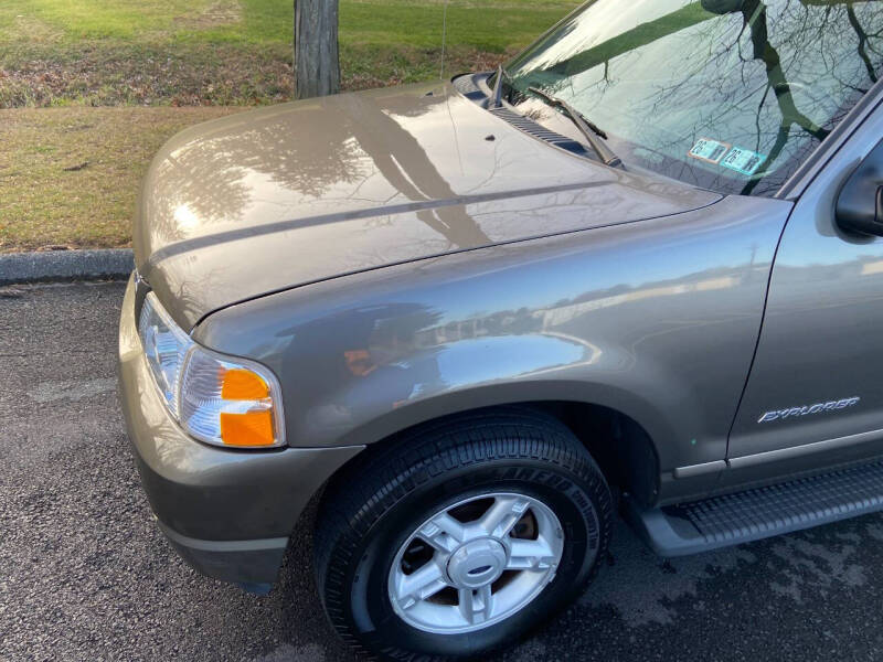 2005 Ford Explorer XLT