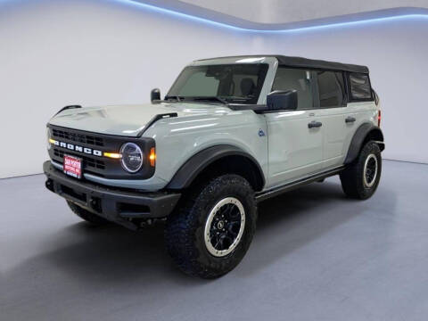 2022 Ford Bronco for sale at DAN PORTER MOTORS in Dickinson ND
