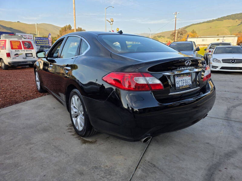 2011 Infiniti M37