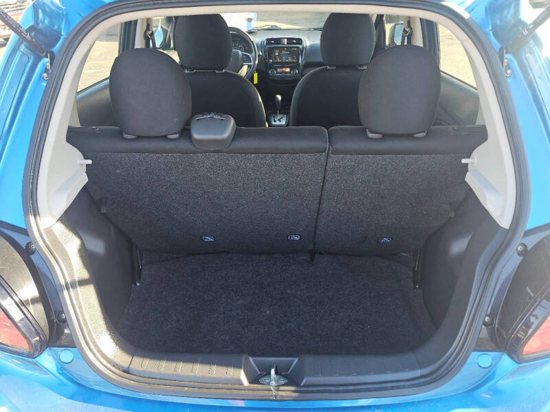 2022 Mitsubishi Mirage ES