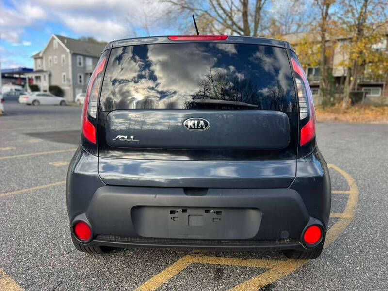 2015 Kia Soul +