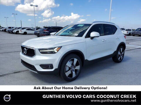2021 Volvo XC40