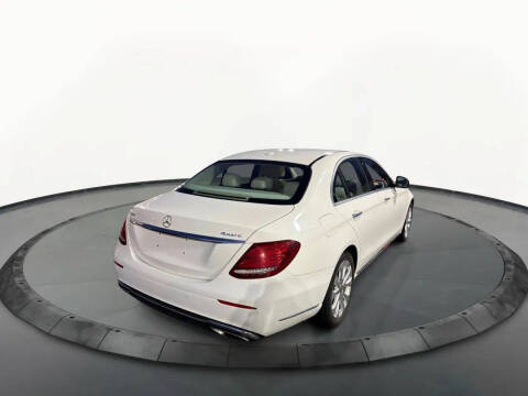 2017 Mercedes-Benz E-Class E 300 4MATIC