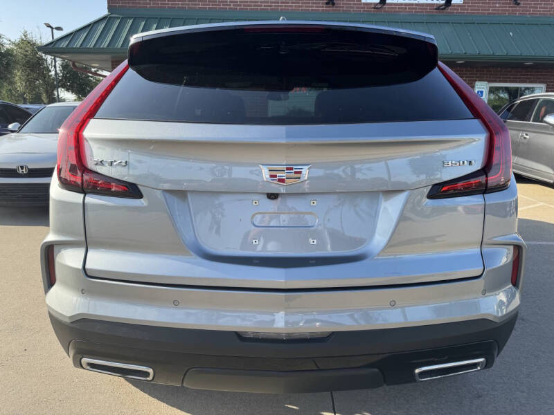2025 Cadillac XT4 Premium Luxury