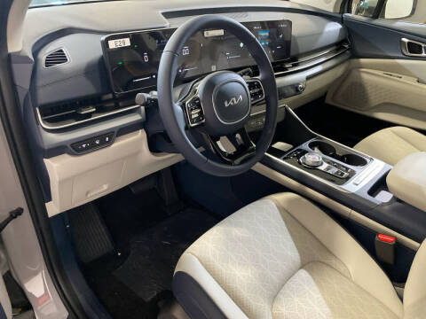 2026 Kia Carnival Hybrid EX