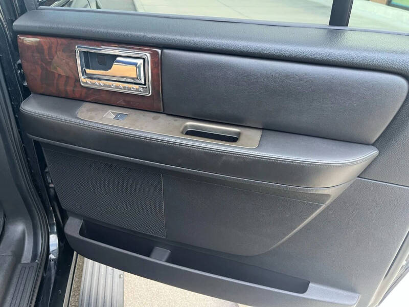 2012 Lincoln Navigator L