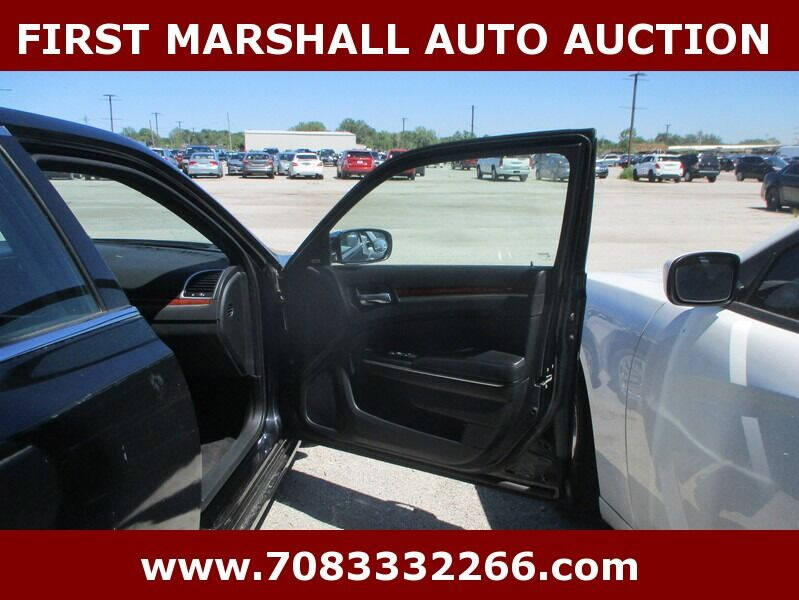 2012 Chrysler 300 Limited