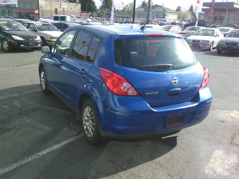 2012 Nissan Versa 1.8 S