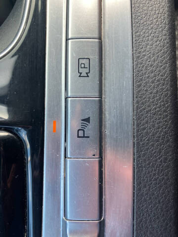 2023 Kia Carnival SX