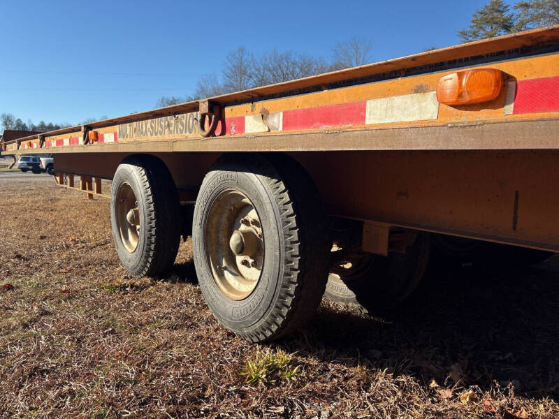 2001 ECONOLINE 12 TON EQUIPMENT TRAILER